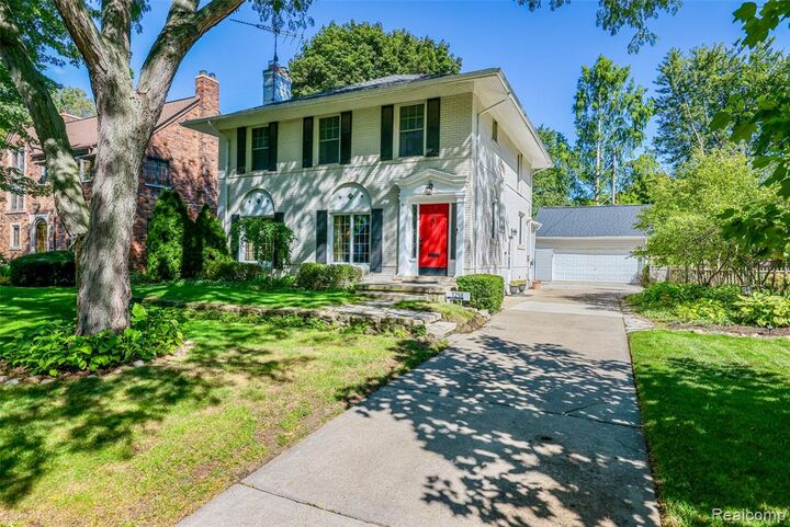Property Photo:  1258 Bedford Road  MI 48230 1116 