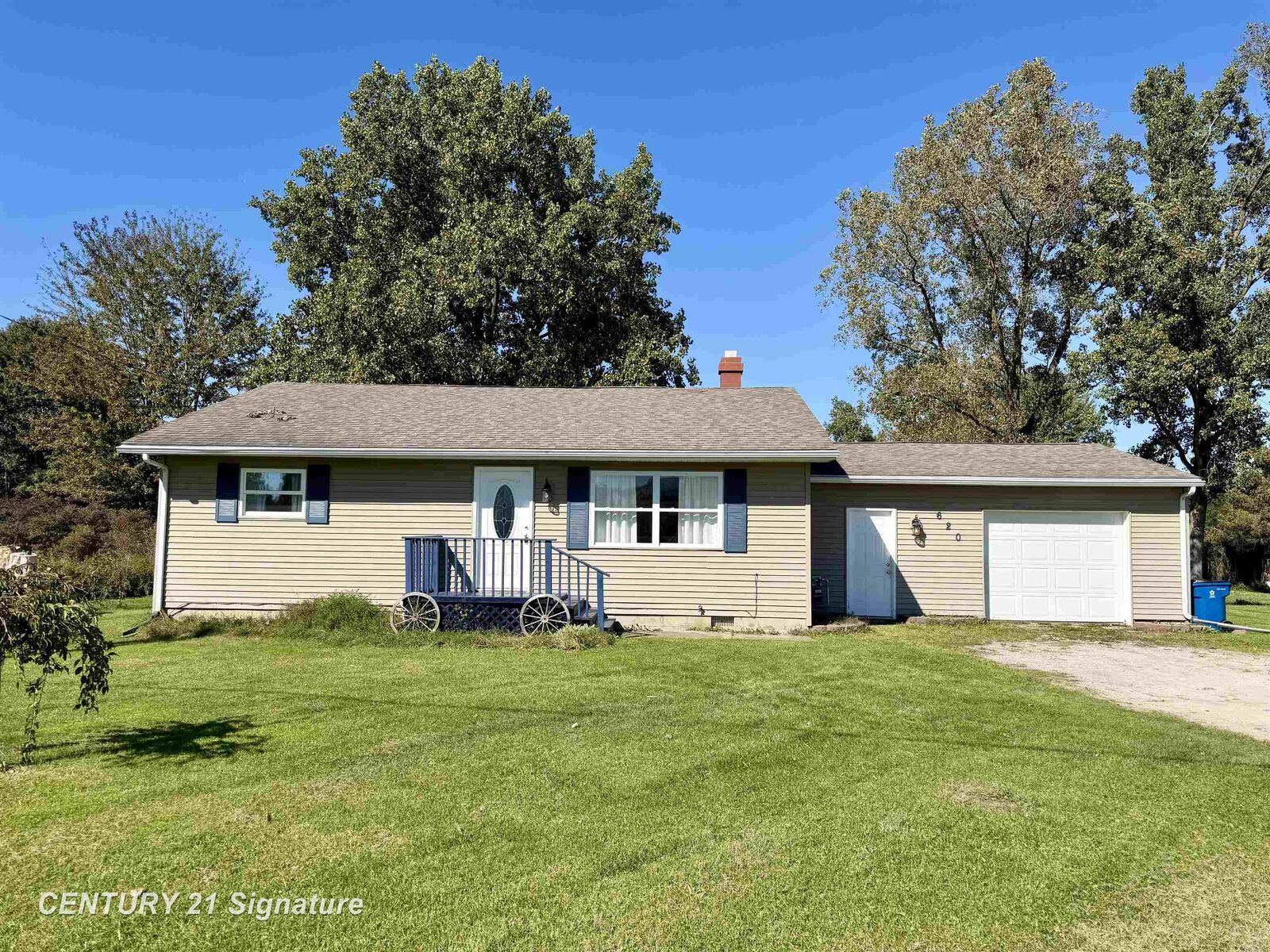 Property Photo:  620 W Main Street  MI 48463 