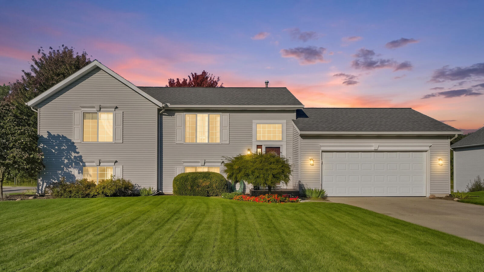 Property Photo:  7407 Katie Lane  MI 49426 