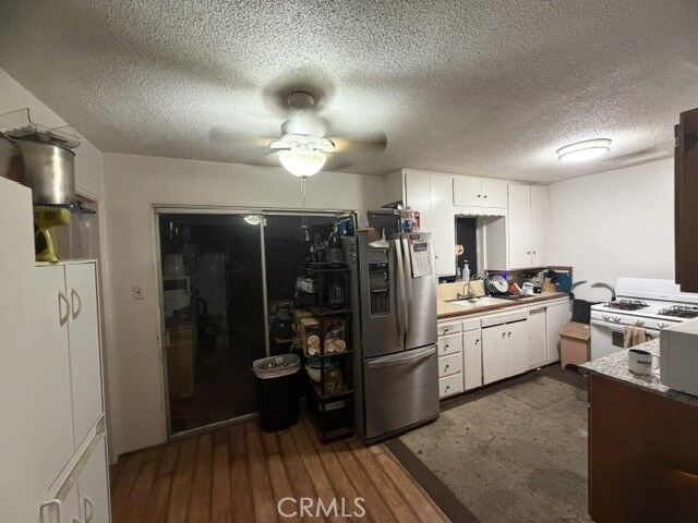 Property Photo:  18250 Delicious Street  CA 92301 