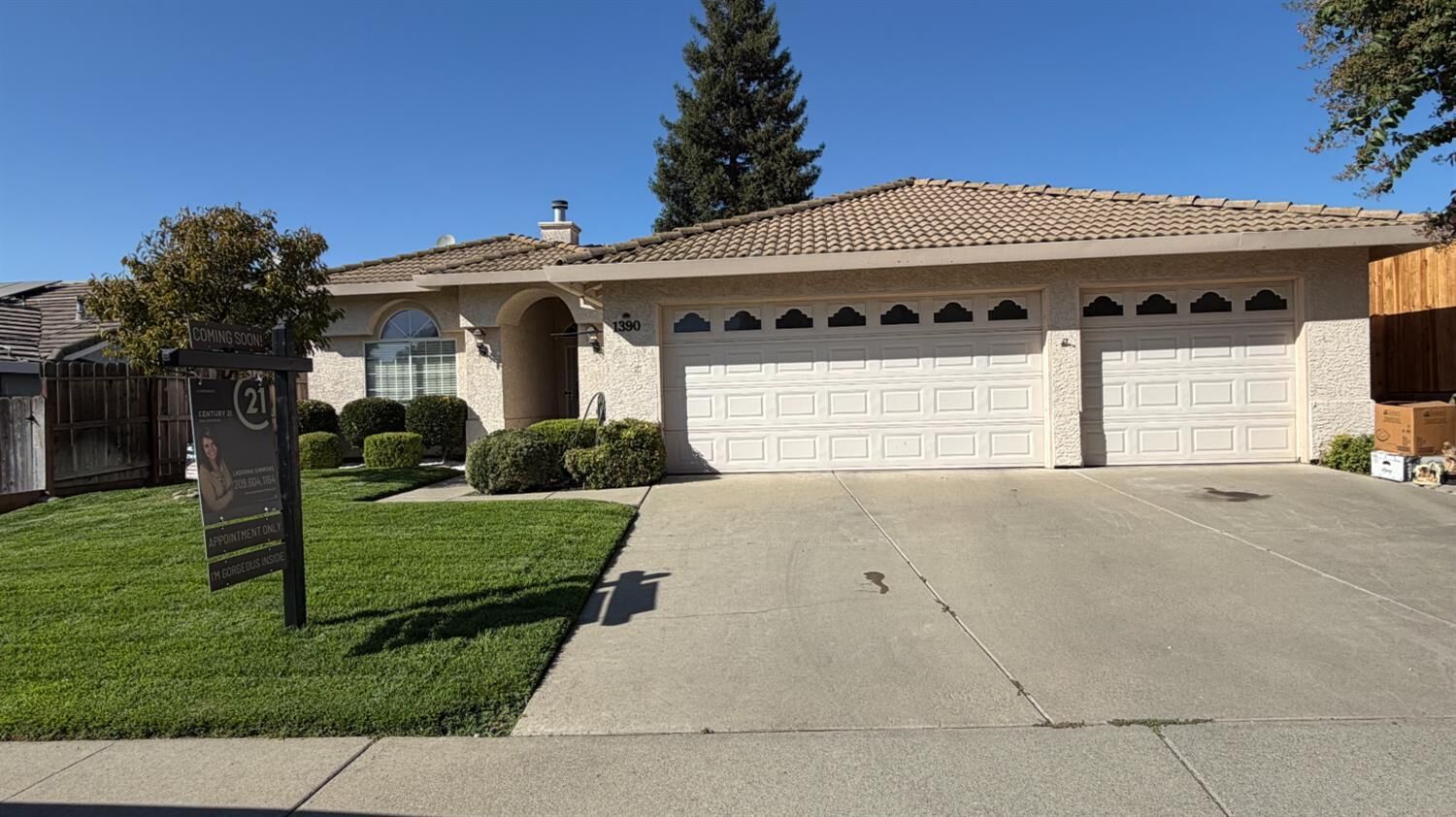 Property Photo: 1390 Ranch House CA 95361
