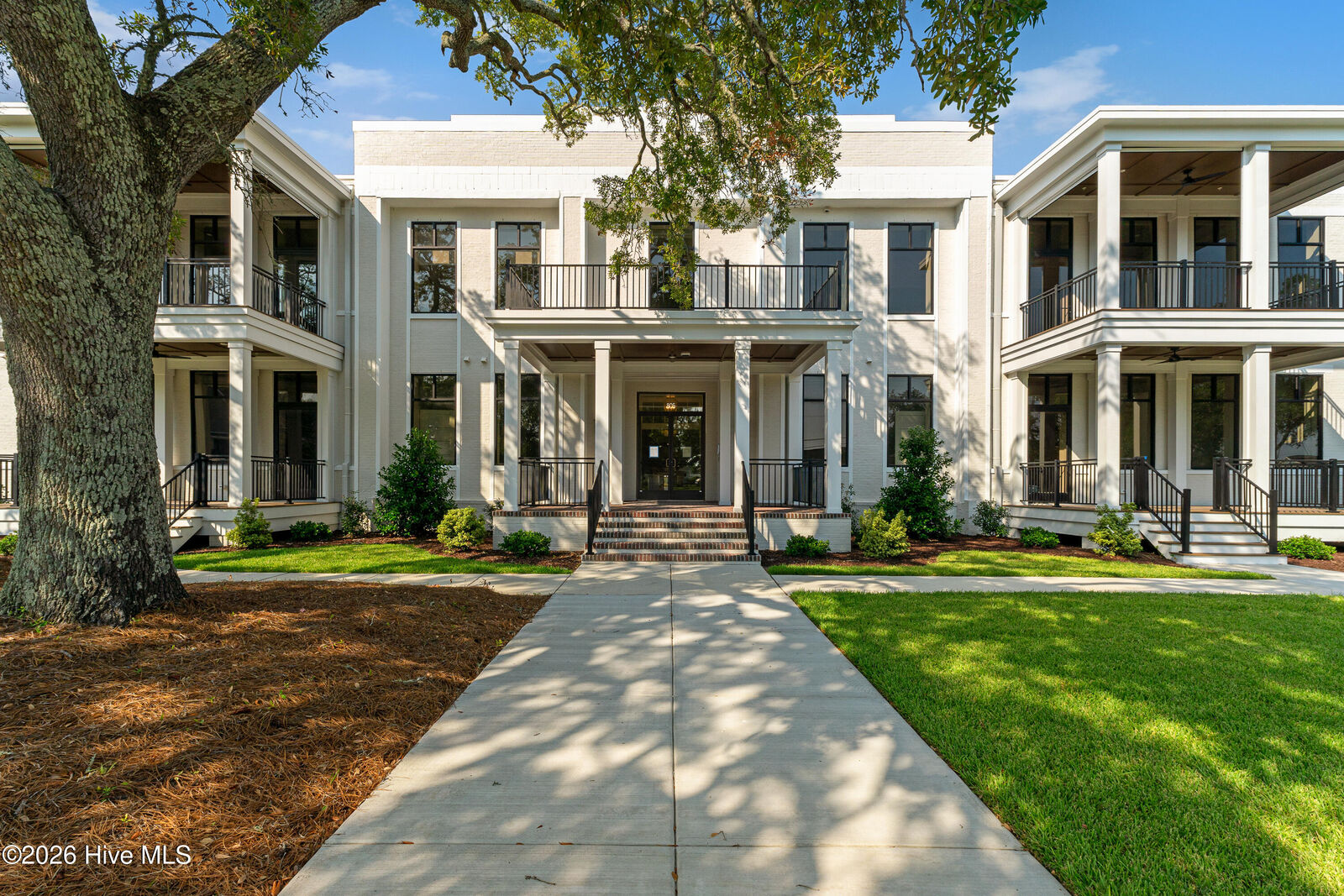 Property Photo:  805 Mulberry Street Unit 108  NC 28516 