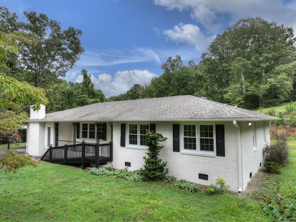 Property Photo:  3347 Hwy 52E  GA 30536 