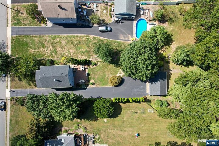 Property Photo:  45 Hill Street  NJ 07432 