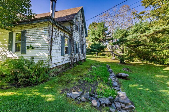 Property Photo: 52 Rennie Road NH 03755