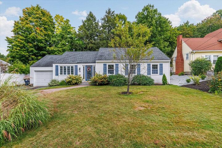 Property Photo:  19 Monadnock Street  NH 03064-6236 