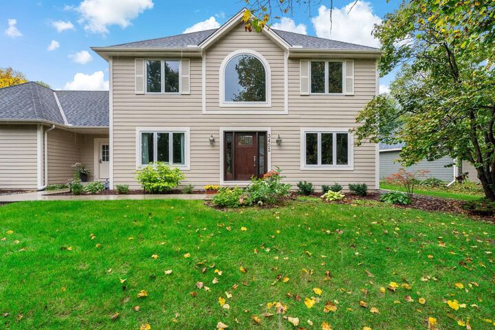 Property Photo: 3402 Fairfax Lane MN 55129