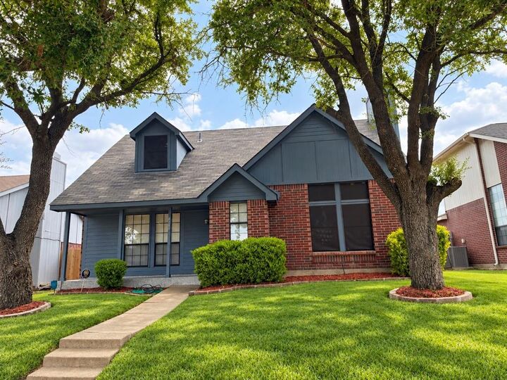 Property Photo: 4028 O B Crowe Drive TX 75227