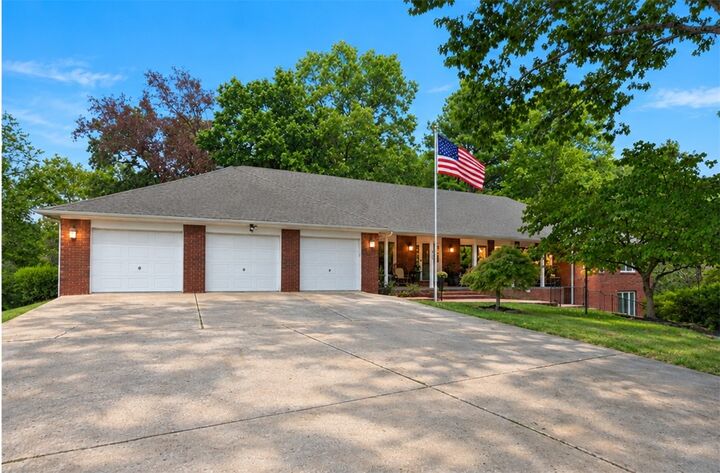 Property Photo: 9509 Brooks Drive AR 72756