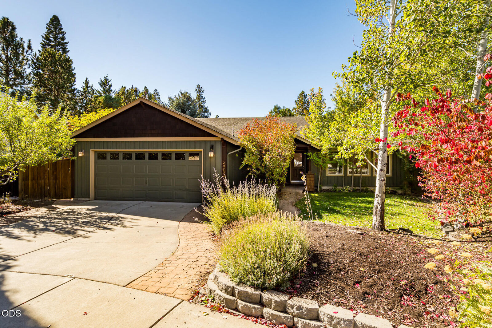 Property Photo: 20232 Morgan Loop OR 97703