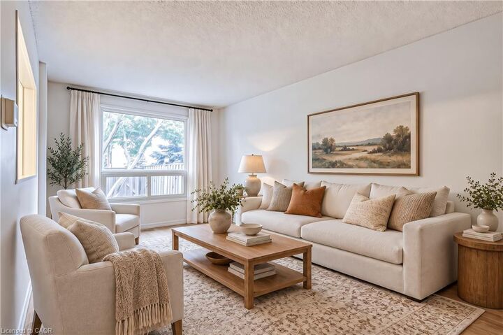 Property Photo:  1350 Limeridge Road E 13  ON L8W 1L6 