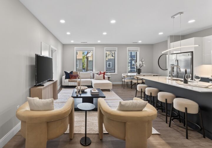 Property Photo: 656 Saratoga 310 MA 02128