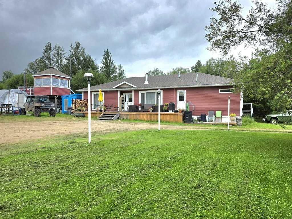 Property Photo:  6 8 Street  AB T0G 2A0 