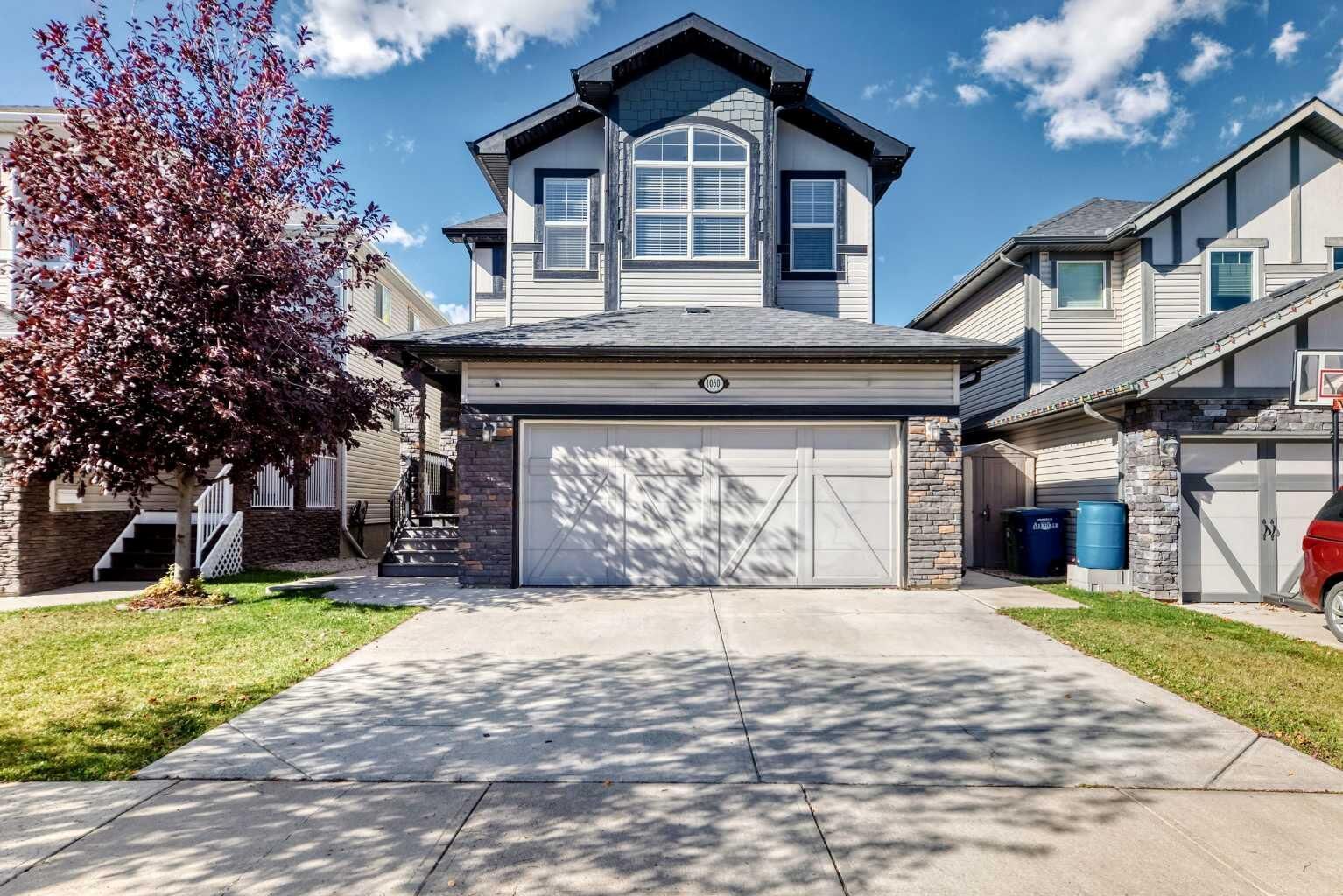 Property Photo: 1060 Kingston Crescent SE AB T4A 0L4