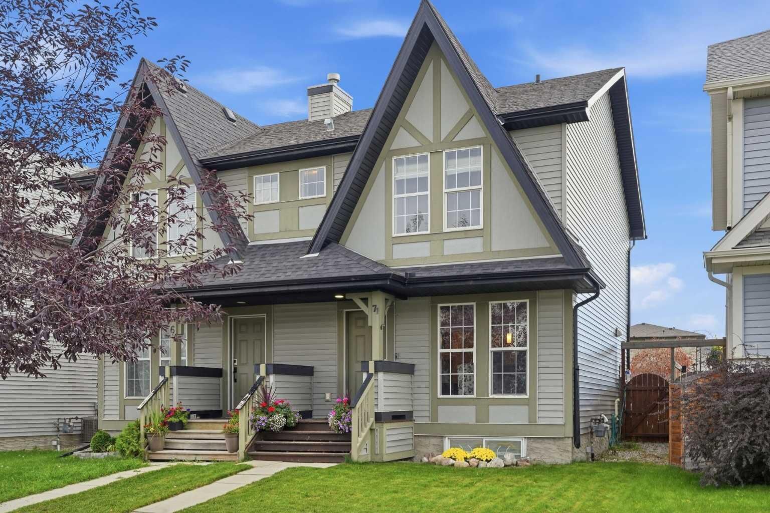 Property Photo:  71 Elgin Meadows Garden SE  AB T2Z 0M2 