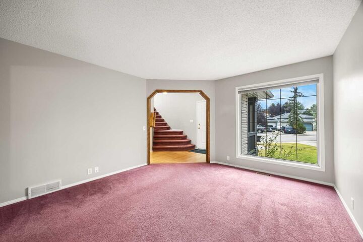 Property Photo:  256 Harvest Glen Place NE  AB T3K 4J1 