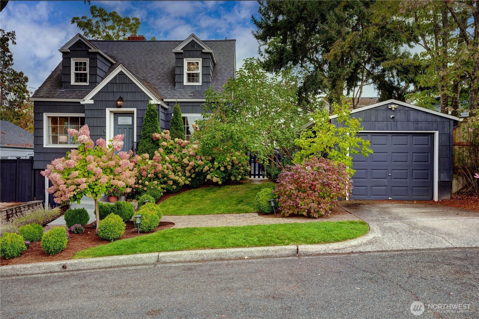 Property Photo:  3911 N 8th Street  WA 98406 