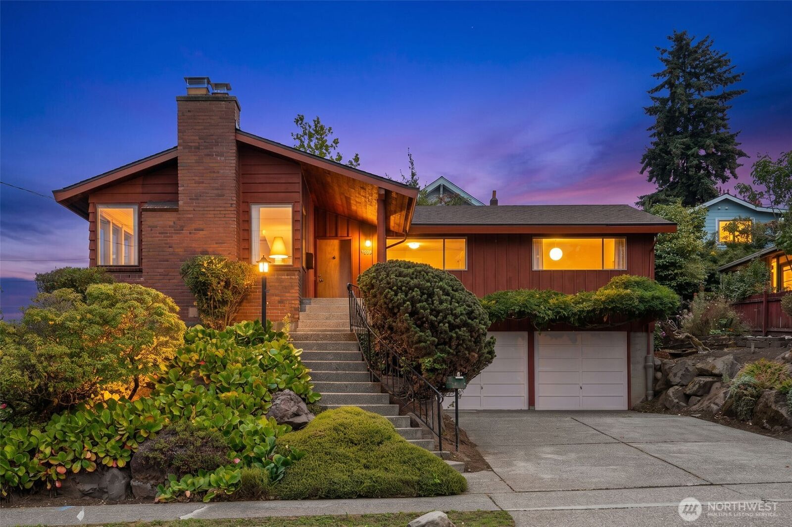 Property Photo:  9612  55th Avenue S  WA 98118 