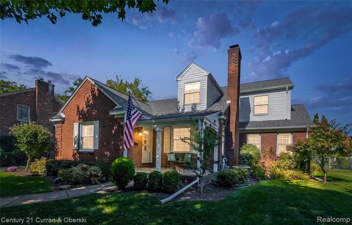 Property Photo: 1438 Hawthorne Road MI 48236