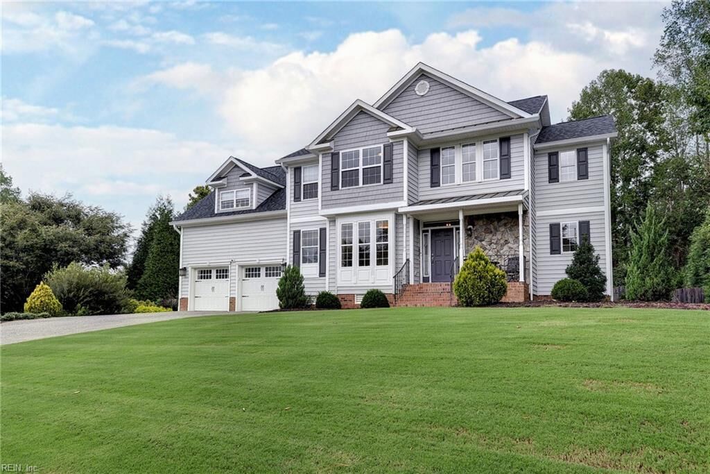 Property Photo: 3901 Guildford Ln VA 23188