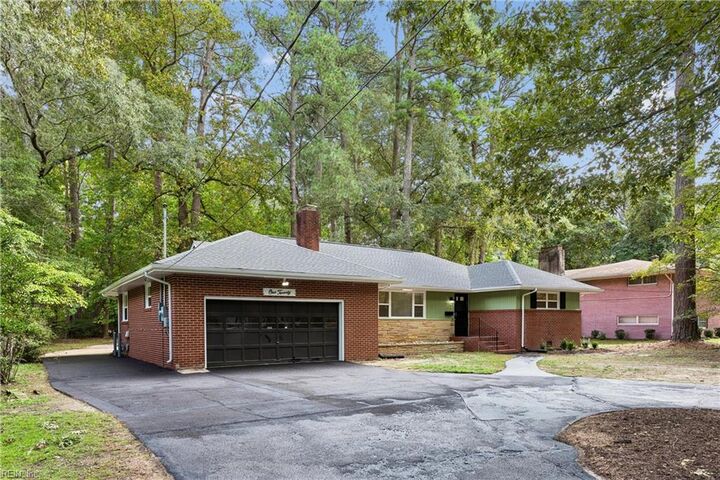 Property Photo:  120 Selden Rd  VA 23606 