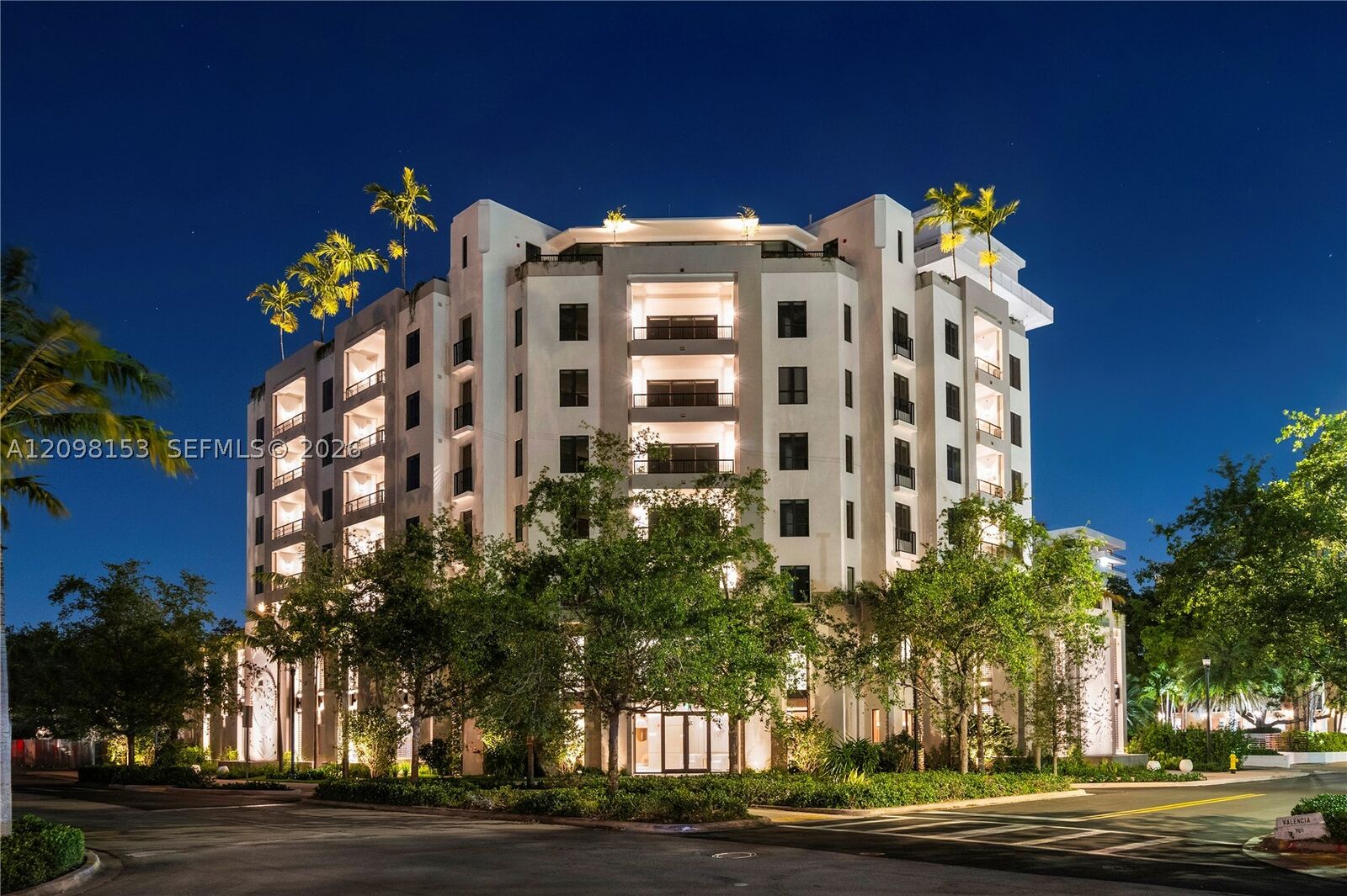 Property Photo: 701 Valencia Ave 604 FL 33134