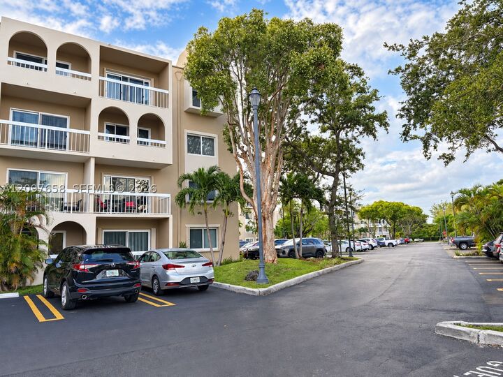 Property Photo:  7815 Camino Real I-414  FL 33143 