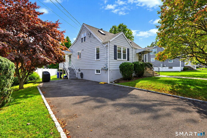 Property Photo:  71 Country Road  CT 06824 