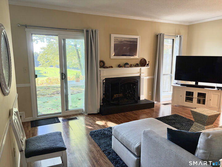 Property Photo:  10 Cottonwood Drive 10  CT 06001 