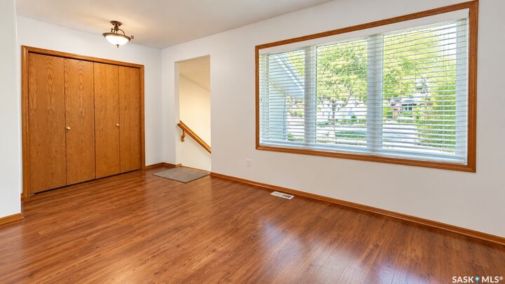 Property Photo:  717 31st Street W  SK S7L 0R5 