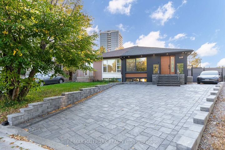 Property Photo:  61 Marlin Court  ON L3Y 2W7 