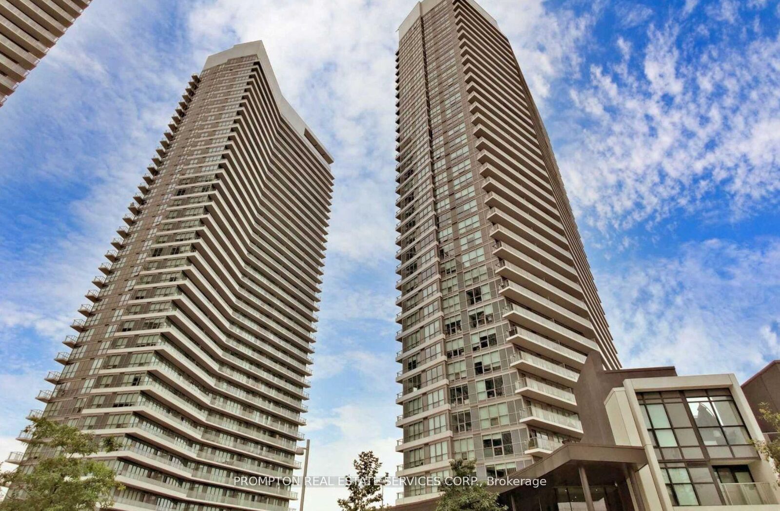 Property Photo:  115 McMahon Drive 310  ON M2K 0E4 