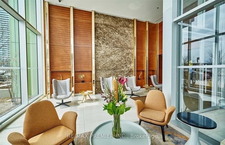Property Photo:  455 Front Street E N207  ON M5A 1G9 