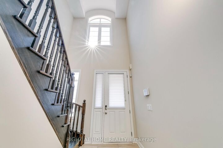 Property Photo:  537 Terrace Way  ON L6M 1N6 