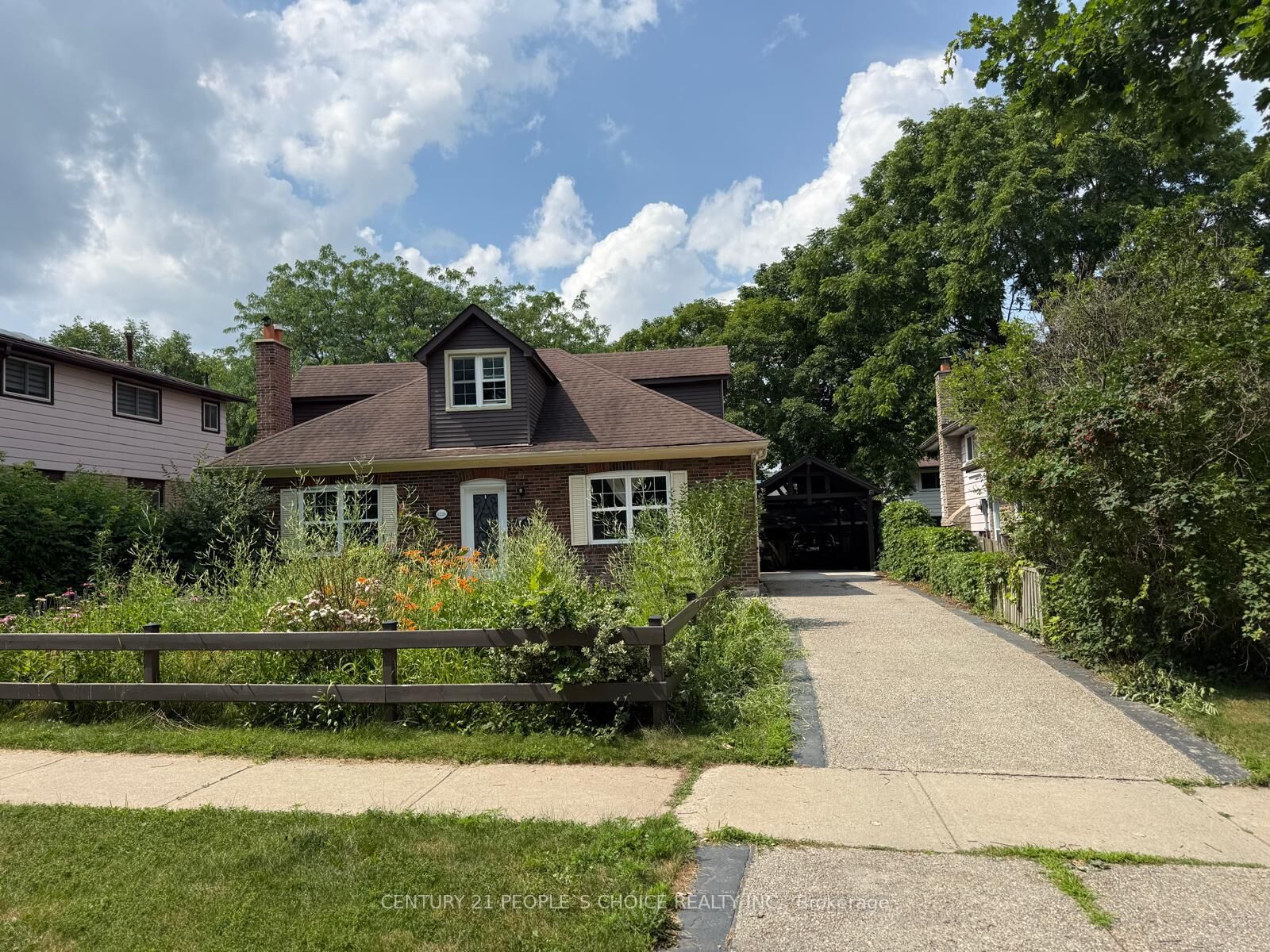 Property Photo:  1226 Oxford Avenue  ON L6H 1S5 