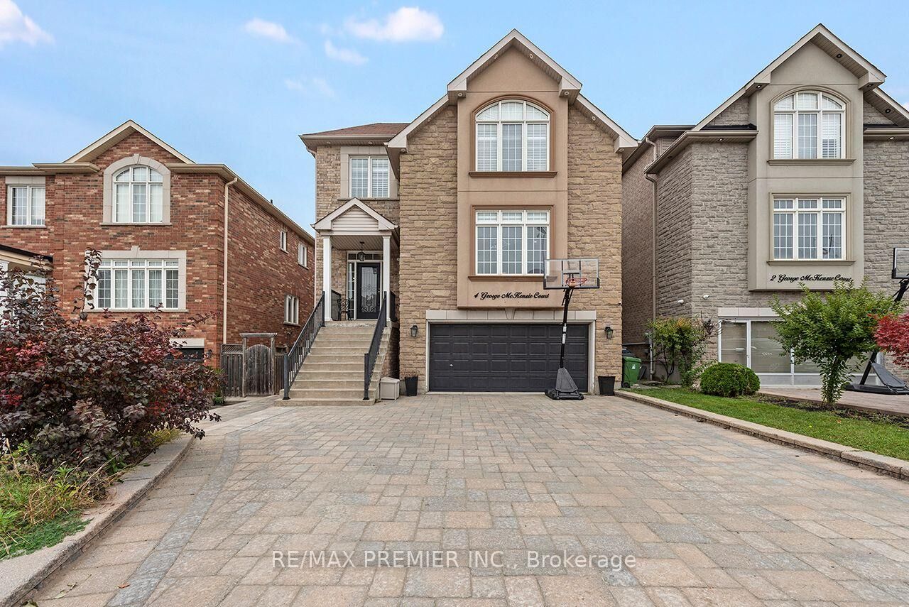Property Photo:  4 George McKenzie Court  ON M9M 0E1 