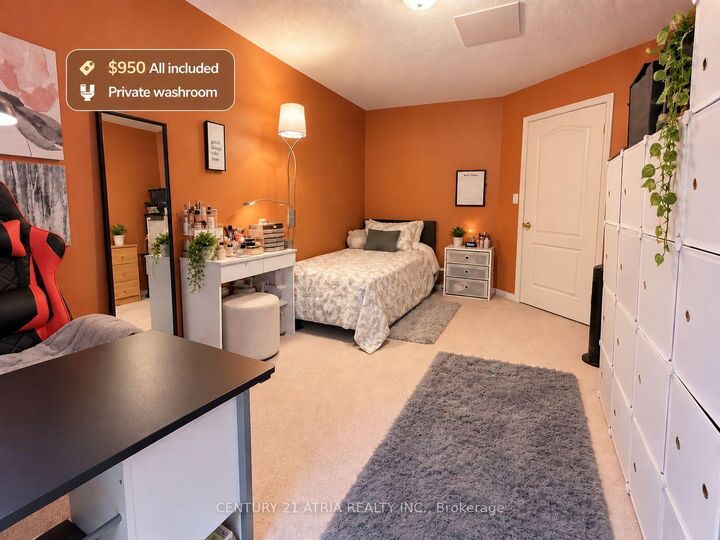 Property Photo:  28 Interlacken Way  ON L3R 5H9 