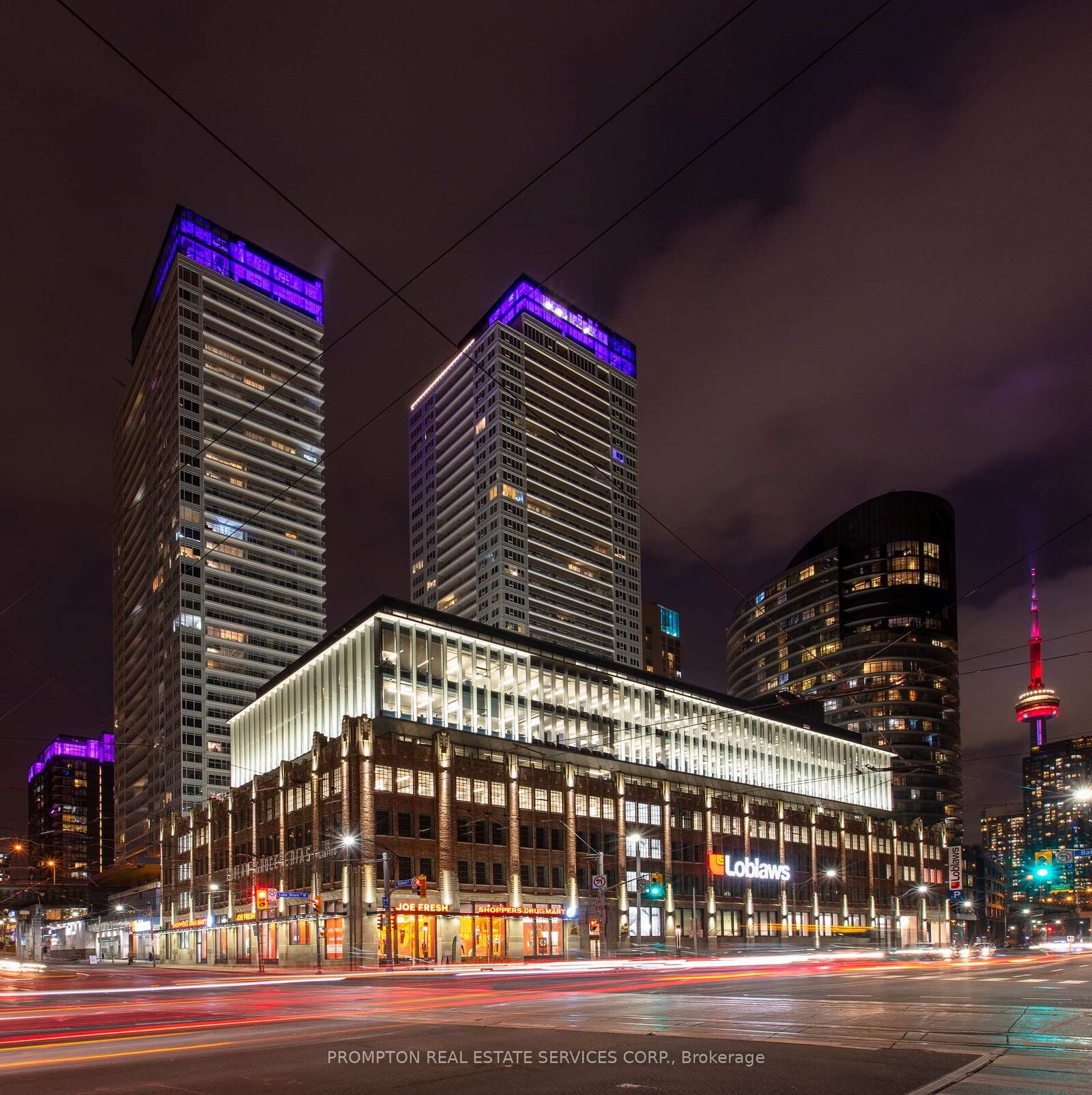Property Photo:  19 Bathurst Street 3807  ON M5V 0N2 