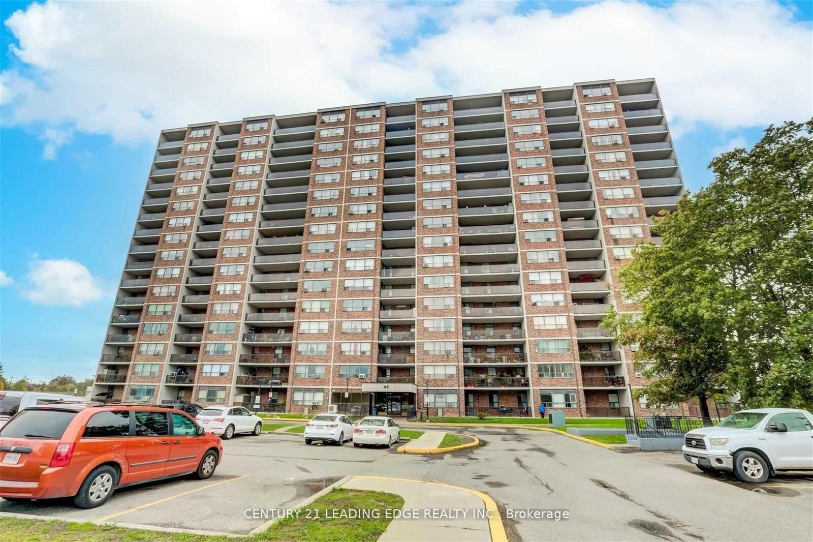 Property Photo:  45 Sunrise Avenue 1008  ON M4A 2S3 