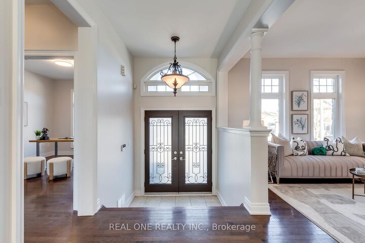 Property Photo:  1426 Redwing Court  ON L6M 5E6 