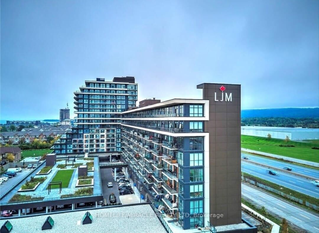 Property Photo: 560 North Service Road 602 ON L3M 0G3
