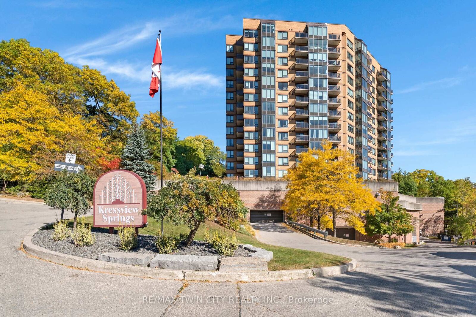 Property Photo:  237 King Street W  ON N3H 5L2 