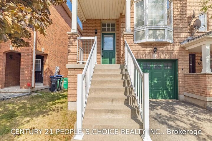 Property Photo:  271 Richvale Drive S 84  ON L6Z 4W6 