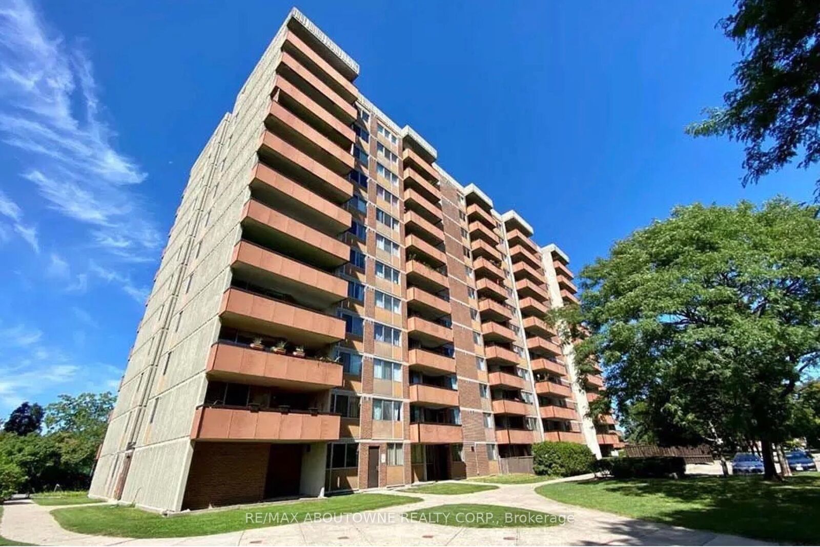 Property Photo:  165 La Rose Avenue 1101  ON M9P 3S9 