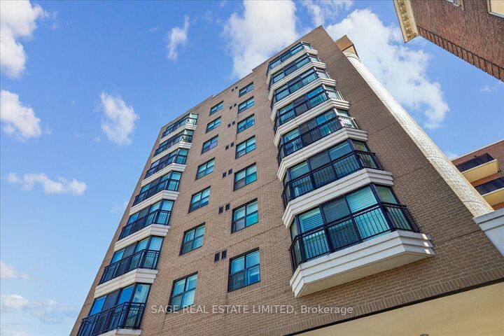 Property Photo:  97 Lawton Boulevard 901  ON M4V 1Z6 