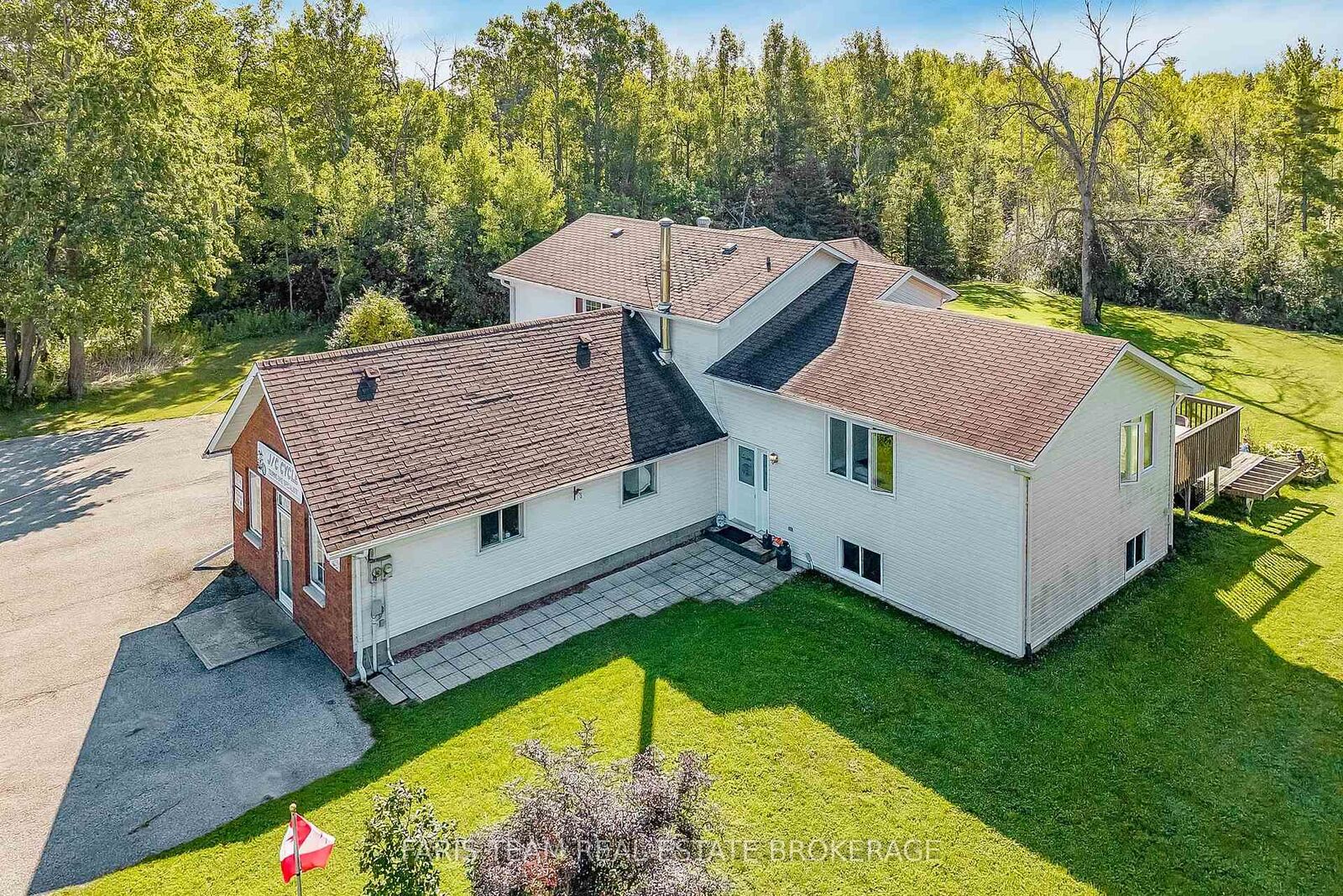 Property Photo: 8801 Beachwood Road N/A ON L9Z 2G5
