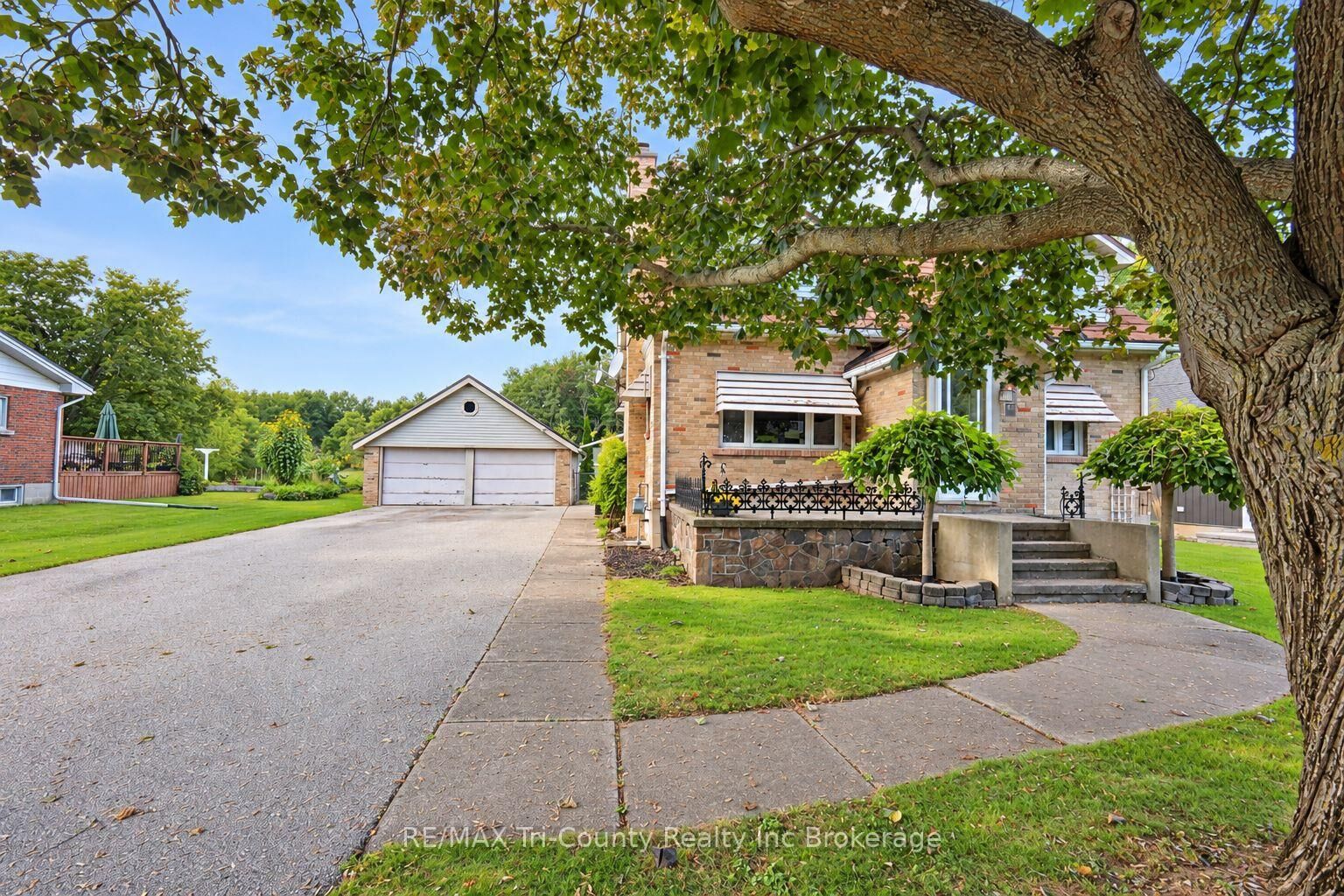 Property Photo:  11475 Plank Road  ON N0J 1H0 