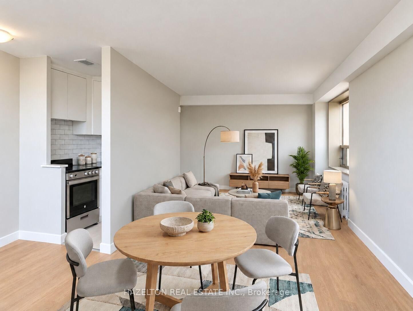 Property Photo:  206 St George Street 901  ON M5R 2N6 