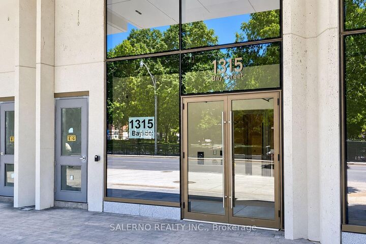 Property Photo:  1315 Bay Street 2101  ON M5R 2C4 