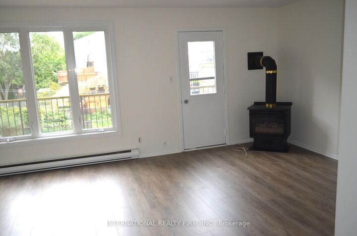 Property Photo:  53 Peacock Boulevard  ON L1A 2X2 